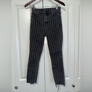 Abercrombie & Fitch High Rise Super Skinny Ankle Striped Jeans 25/0